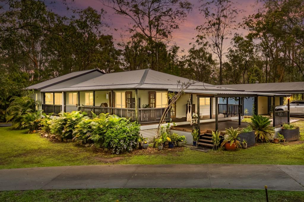 118 Philip Dr, Teddington, QLD 4650