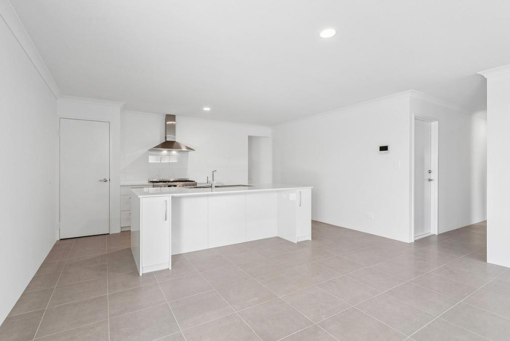 25 Lunarossa Dr, Two Rocks, WA 6037