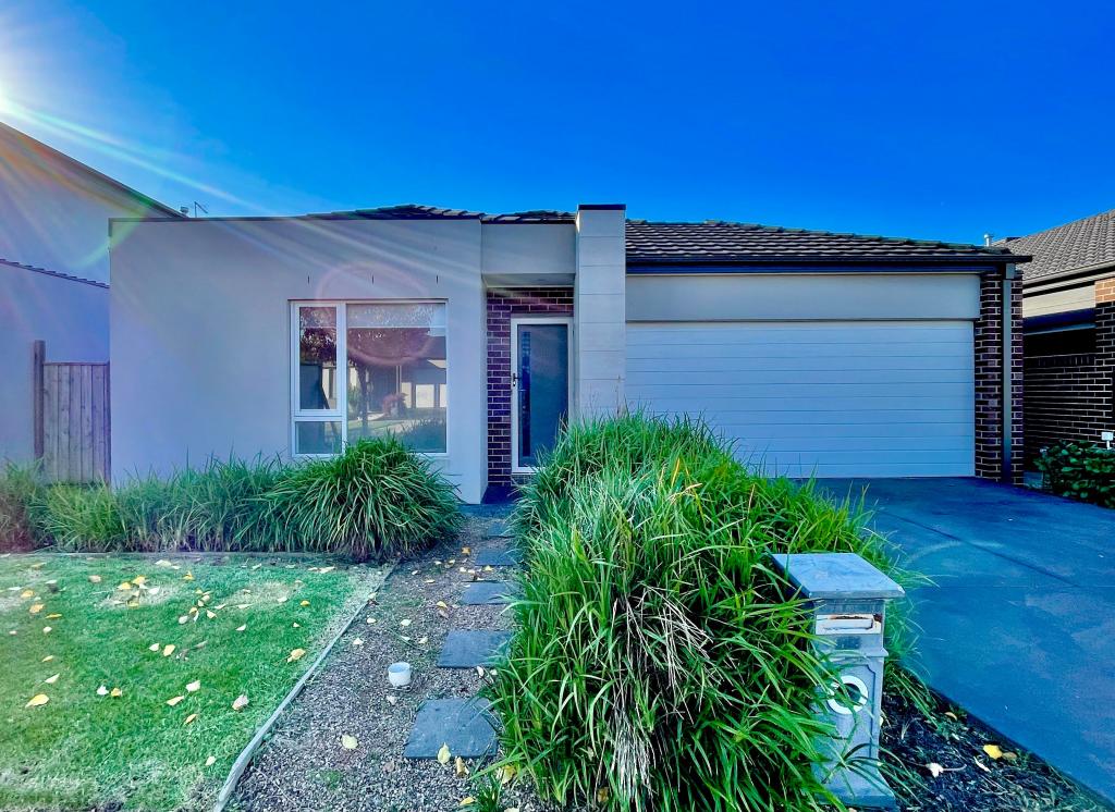 67 Villager St, Cranbourne East, VIC 3977