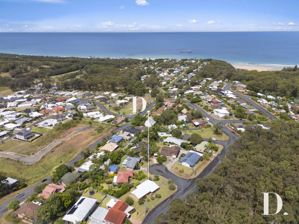 1 Leplaw Cl, Safety Beach, NSW 2456