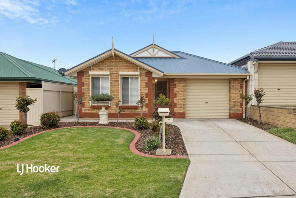 7 Lancelot St, Blakeview, SA 5114