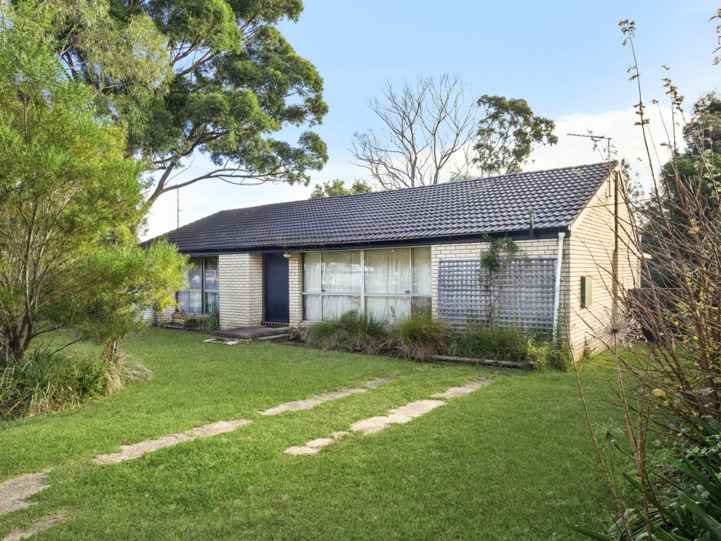 99 REMEMBRANCE DRWY, TAHMOOR, NSW 2573