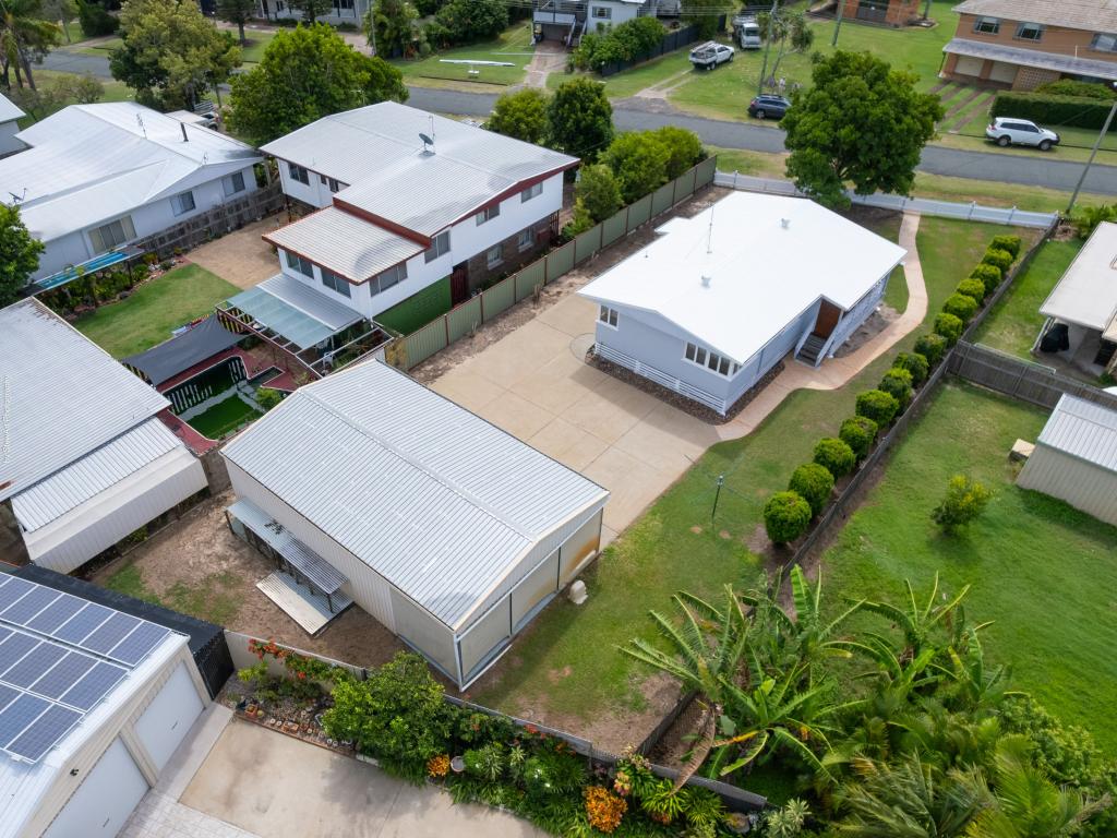 37 Cunningham St, Torquay, QLD 4655