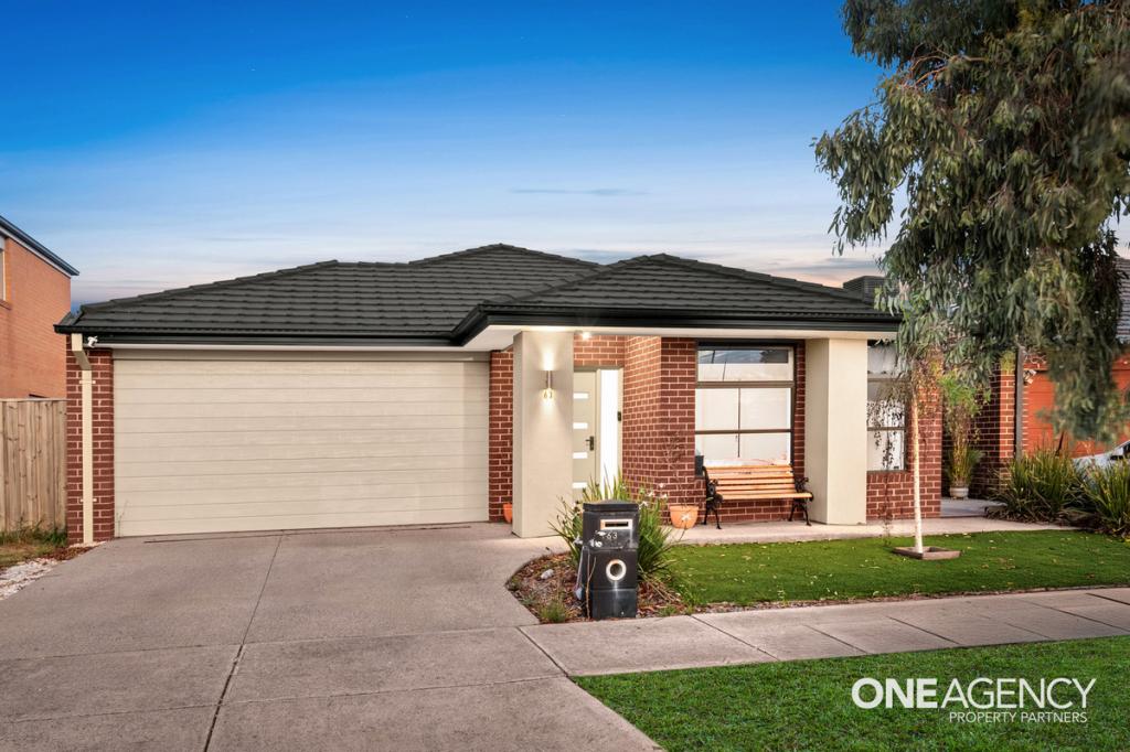 63 Goldeneye Cct, Werribee, VIC 3030