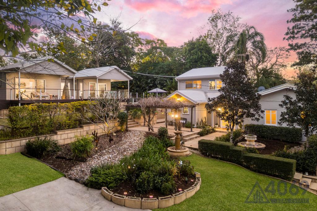 25 Upper Brookfield Rd, Brookfield, QLD 4069