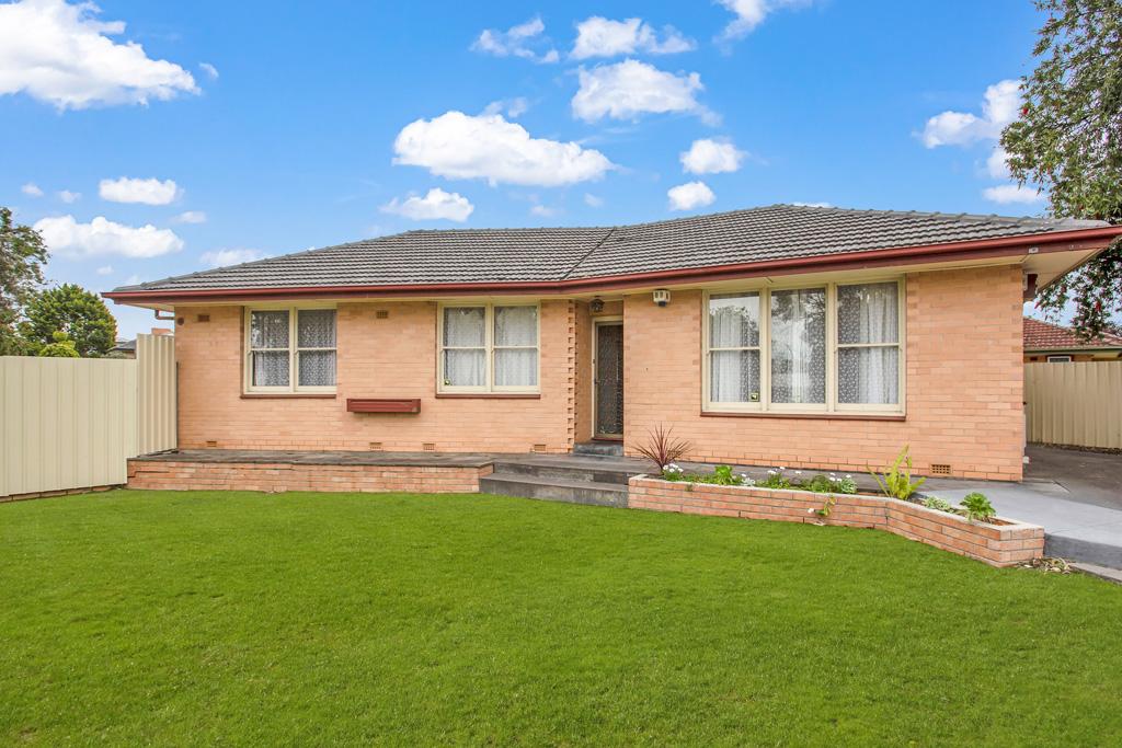 18 Clyde St, Modbury, SA 5092