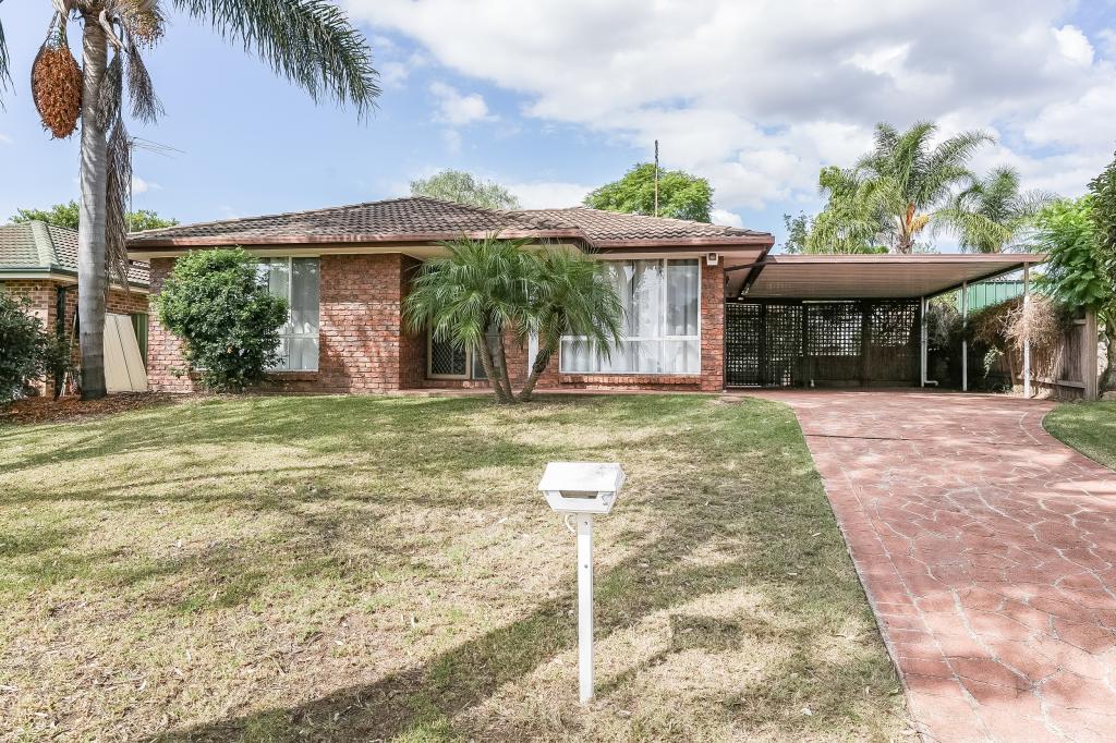 6 Blades Pl, Mount Annan, NSW 2567