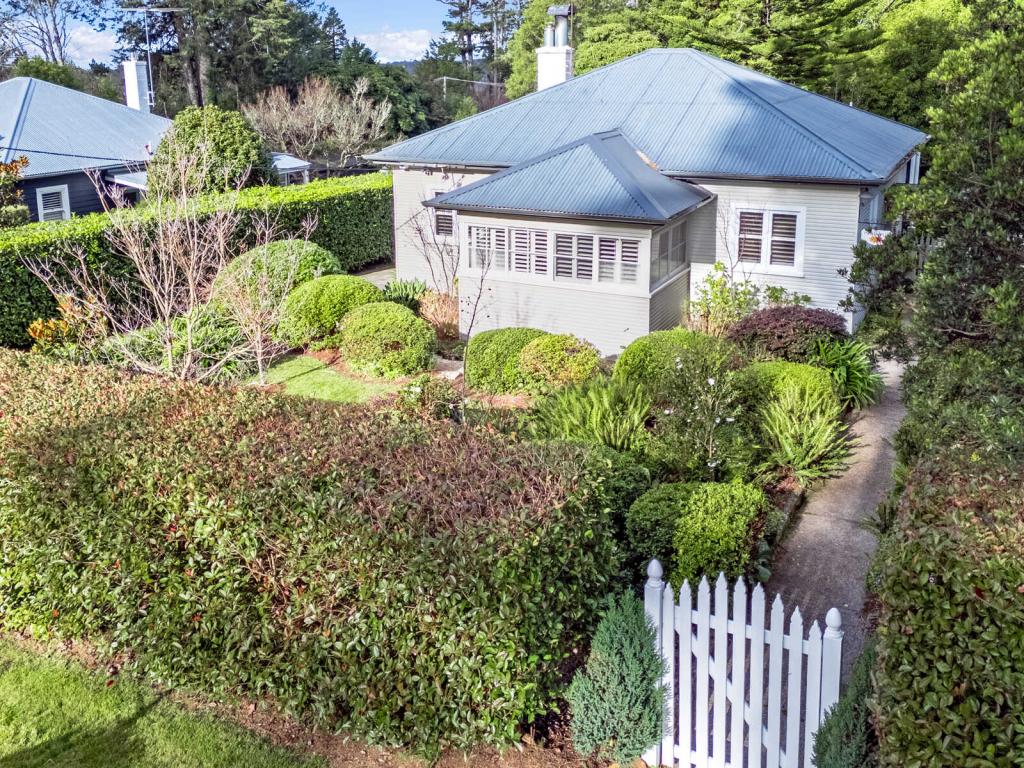 7 Barratt St, Blackheath, NSW 2785
