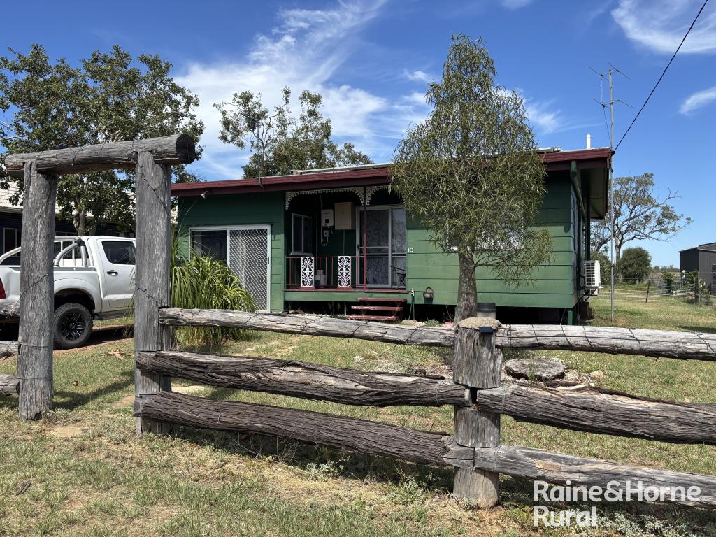 10 Landsborough St, Wallumbilla, QLD 4428