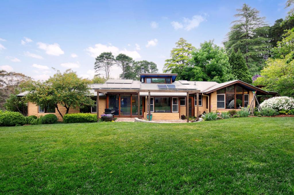 38 Jamieson St, Wentworth Falls, NSW 2782