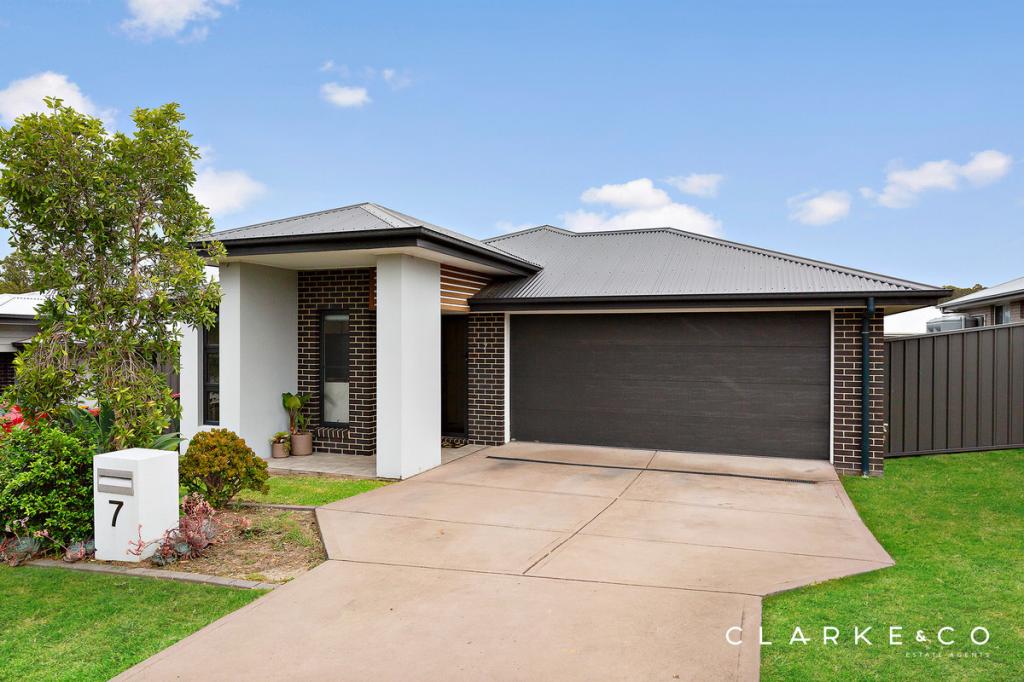 7 Westgate Ave, Thornton, NSW 2322
