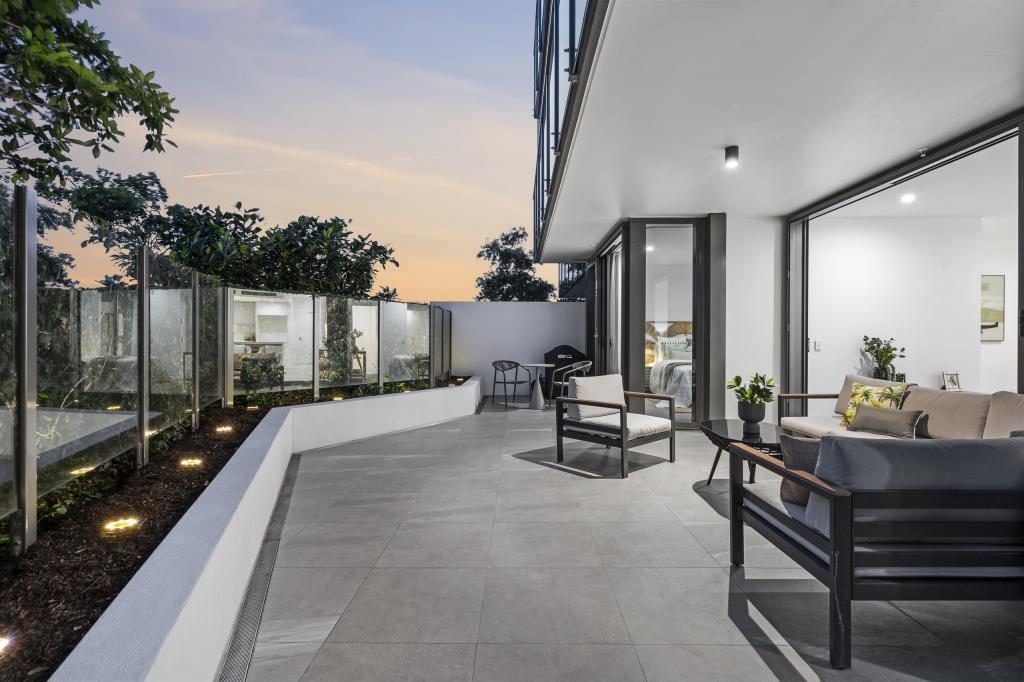 3/20 Executive Dr, Burleigh Waters, QLD 4220