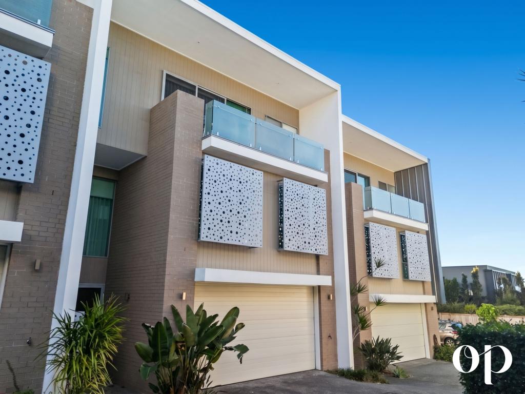 2/5 Egerton St, Southport, QLD 4215