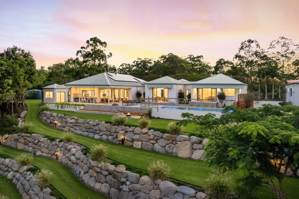 4 Mango Ct, Doonan, QLD 4562