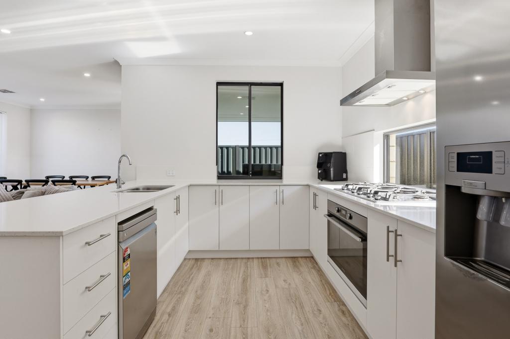 18 Selina St, Anketell, WA 6167