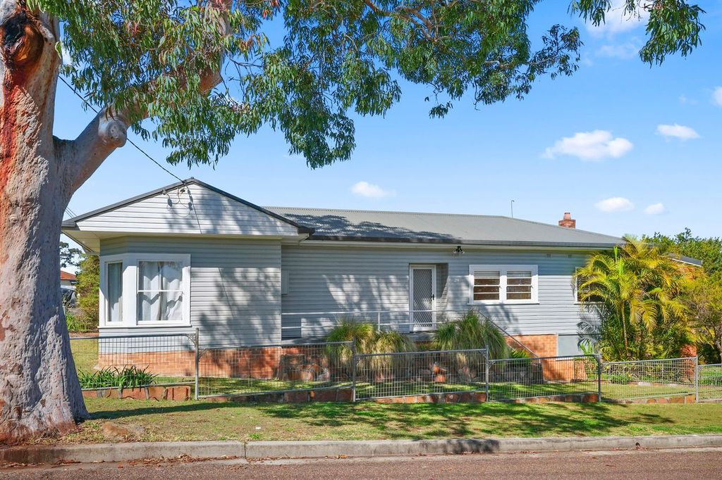24 Pearce St, Cardiff, NSW 2285