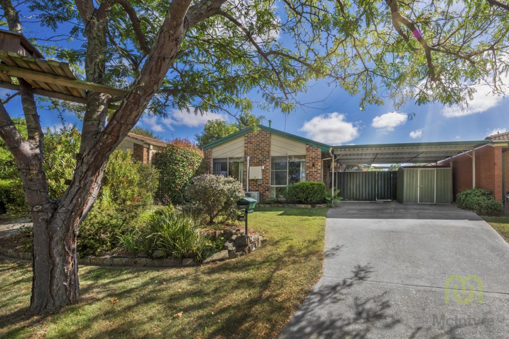 8 Redcliffe St, Palmerston, ACT 2913