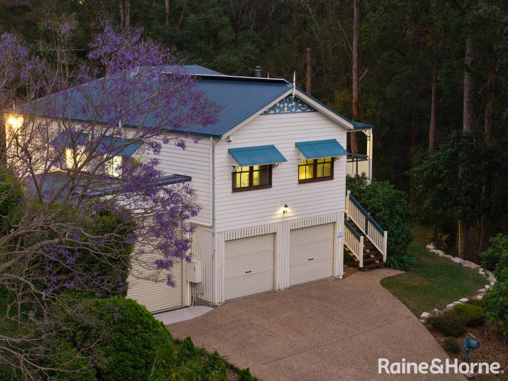 4 Bassino Ct, Eatons Hill, QLD 4037