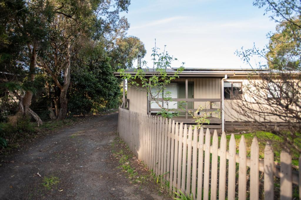 9 Churchill Dr, Cowes, VIC 3922