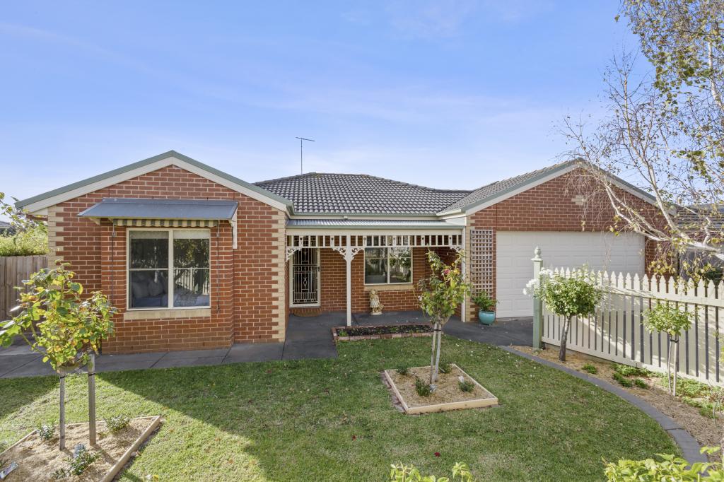 24 Laguna Pl, Grovedale, VIC 3216
