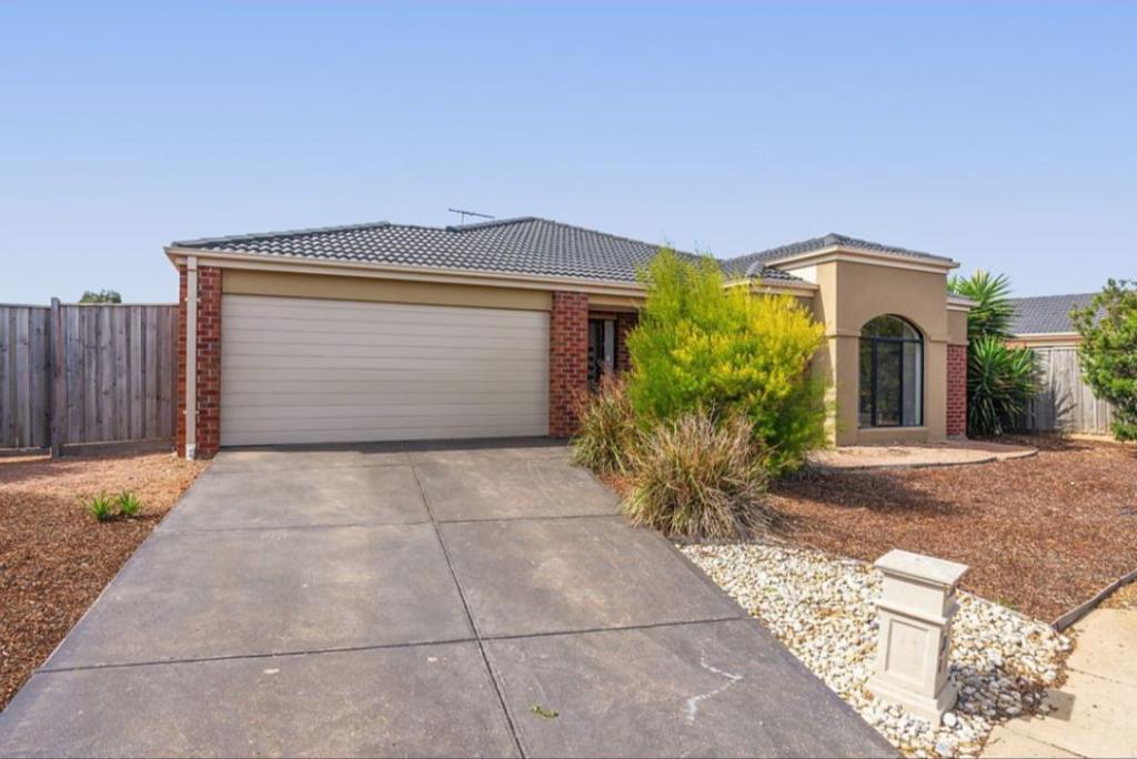 4 SUMMER CT, HARKNESS, VIC 3337