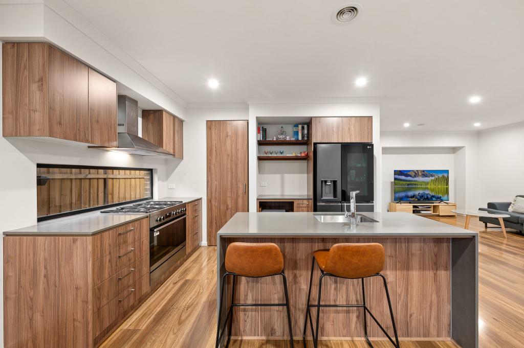 8 Ryder St, Cranbourne, VIC 3977