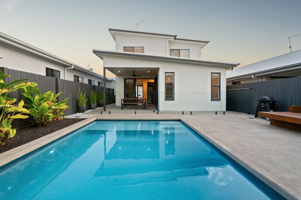 10 Tadorna St, Palmview, QLD 4553