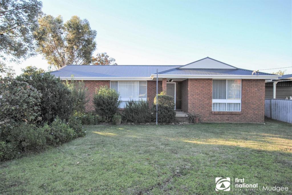 4 Scenic Cl, Mudgee, NSW 2850