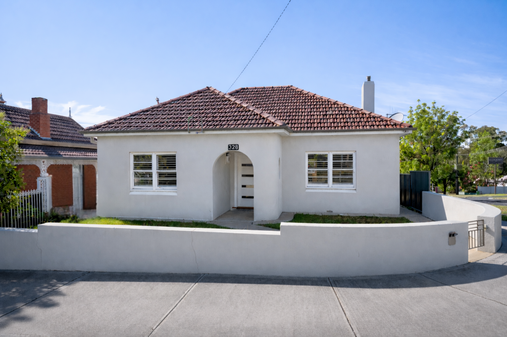 328 Stewart St, Bathurst, NSW 2795