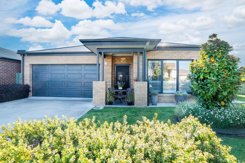 31 Driver Tce, Glenroy, NSW 2640