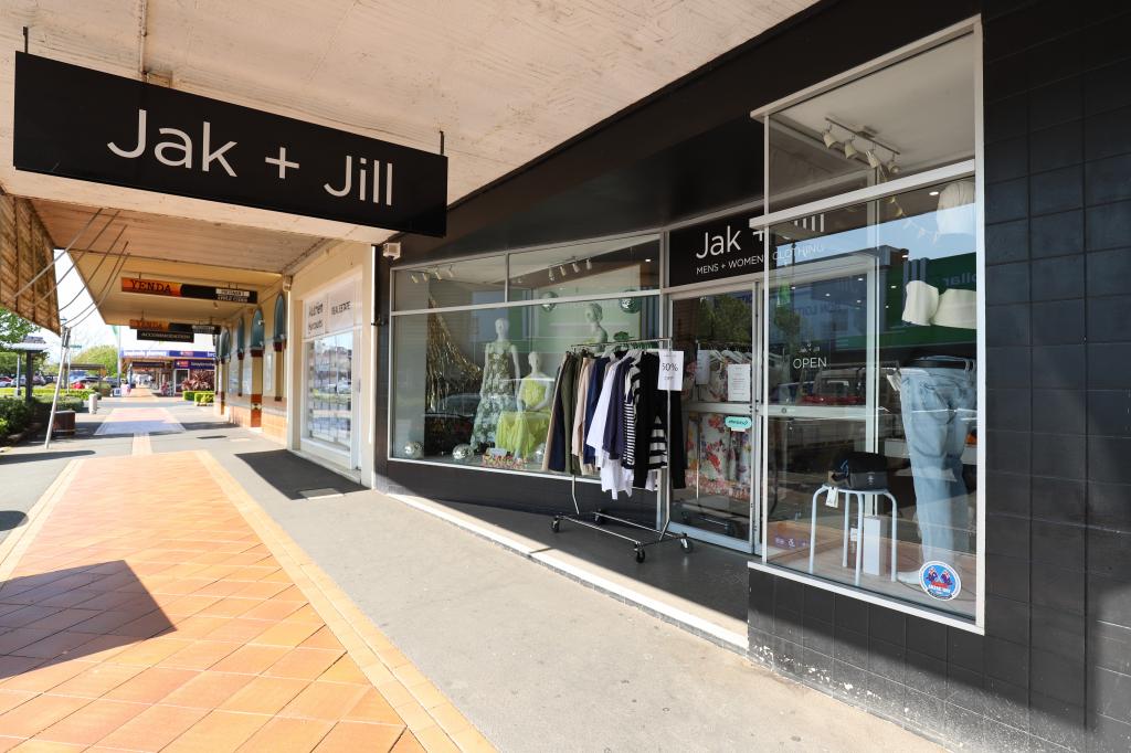 210 Parker St, Cootamundra, NSW 2590