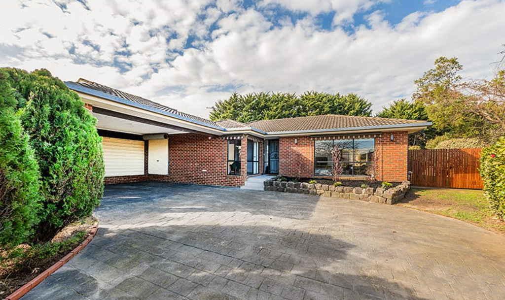 3 Moloney Ct, Berwick, VIC 3806