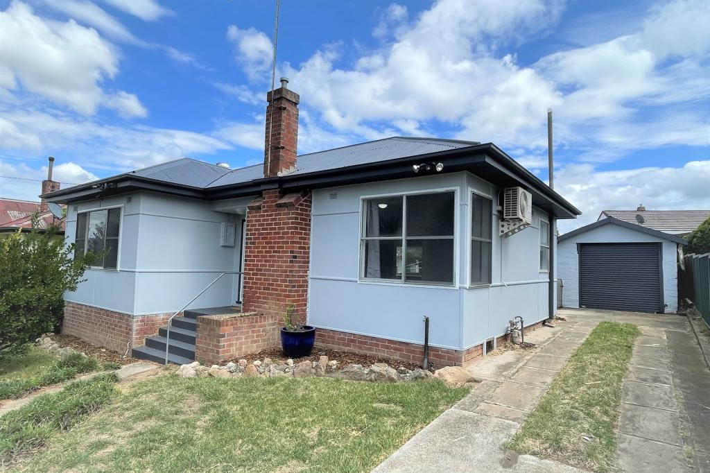 243 Peel St, West Bathurst, NSW 2795