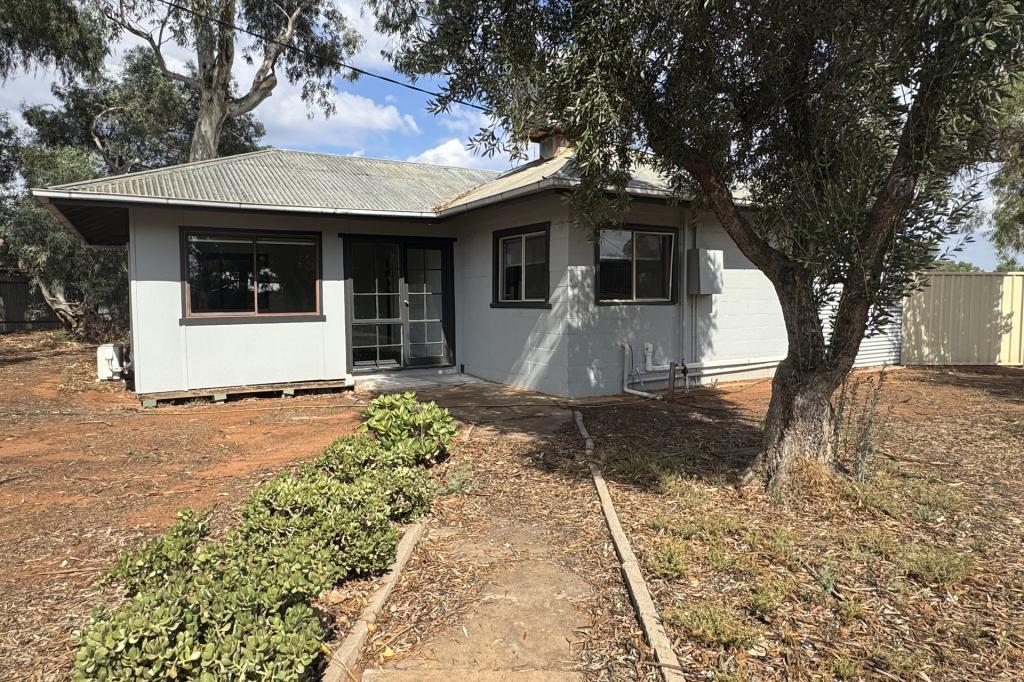 24-26 Sturt Hwy, Buronga, NSW 2739