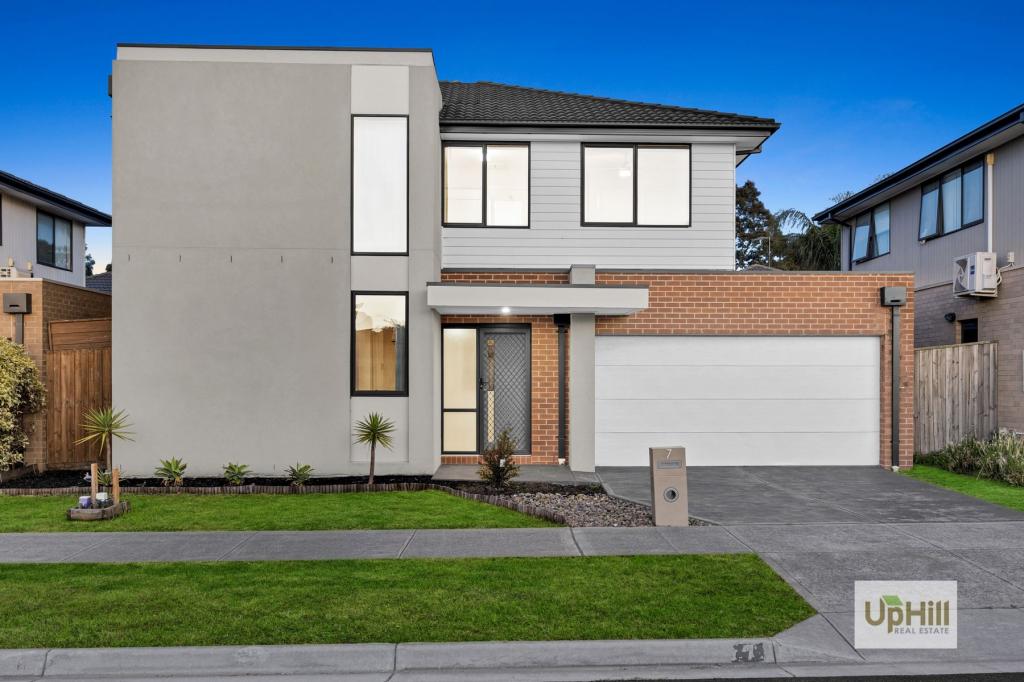 7 PORTRAIT PL, CLYDE NORTH, VIC 3978