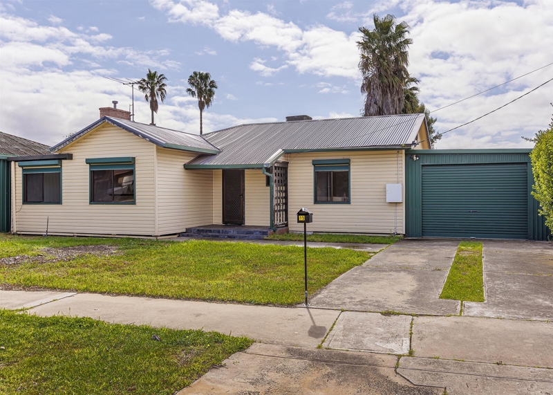 15 Kenmare St, Taperoo, SA 5017