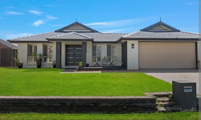 6 Anika Pl, Little Mountain, QLD 4551