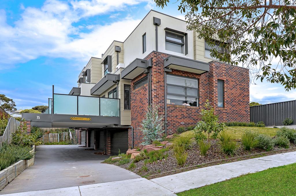 1/75 Board St, Doncaster, VIC 3108