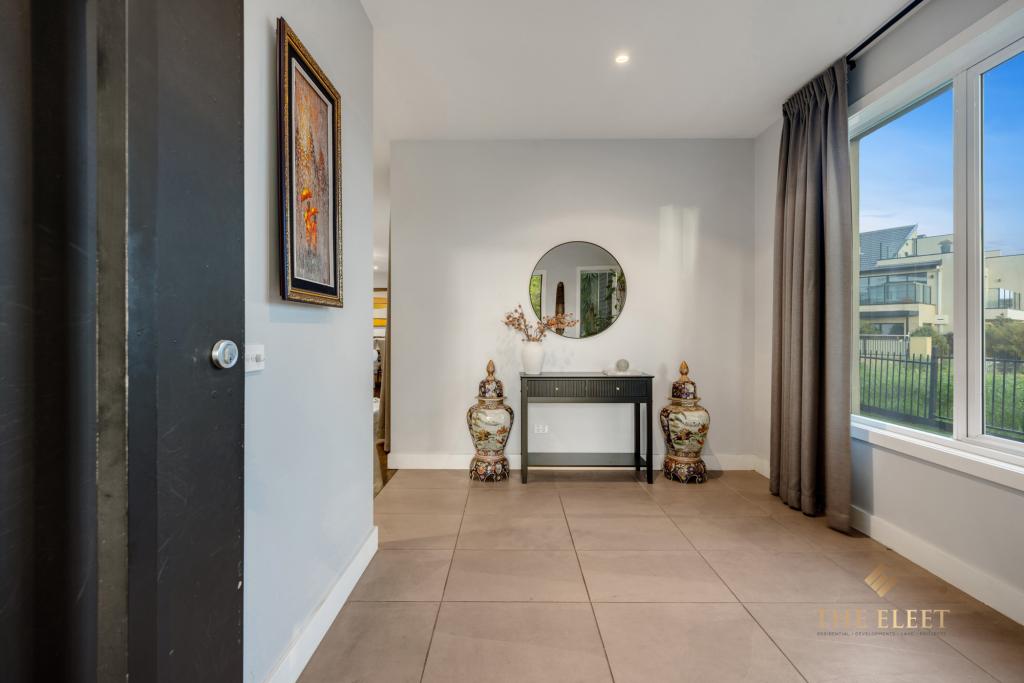 22 Manhattan Cl, Point Cook, VIC 3030