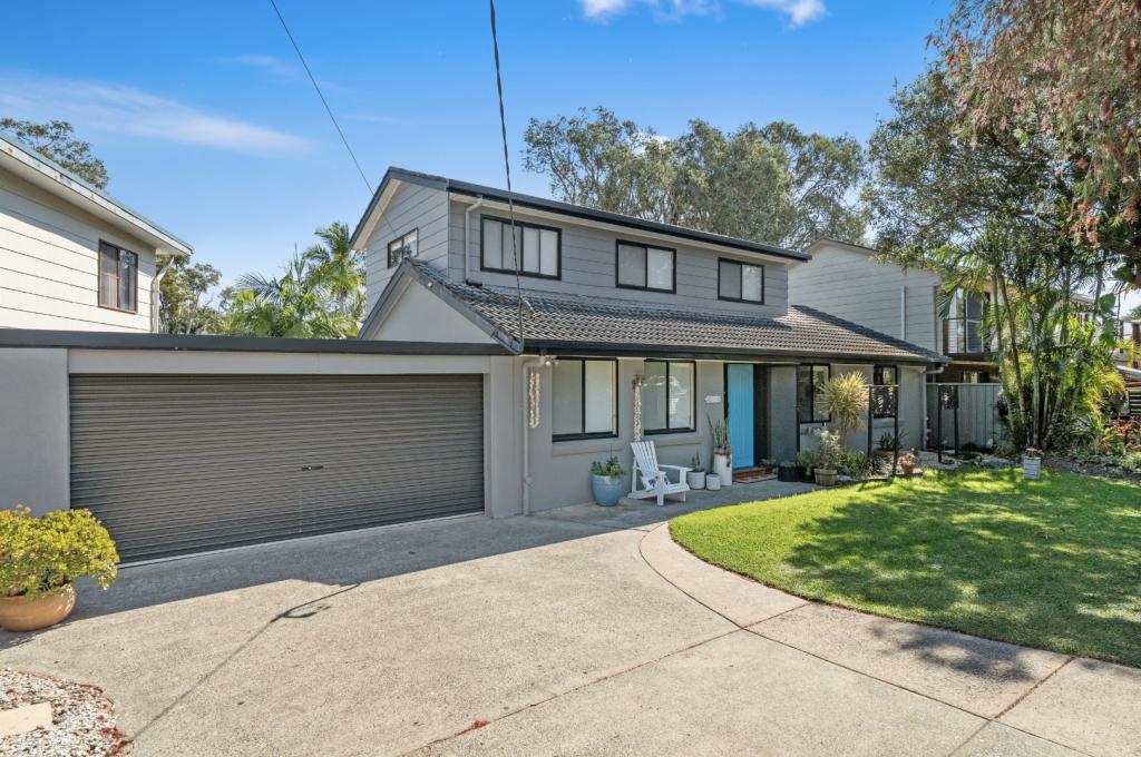 42 Lights St, Emerald Beach, NSW 2456