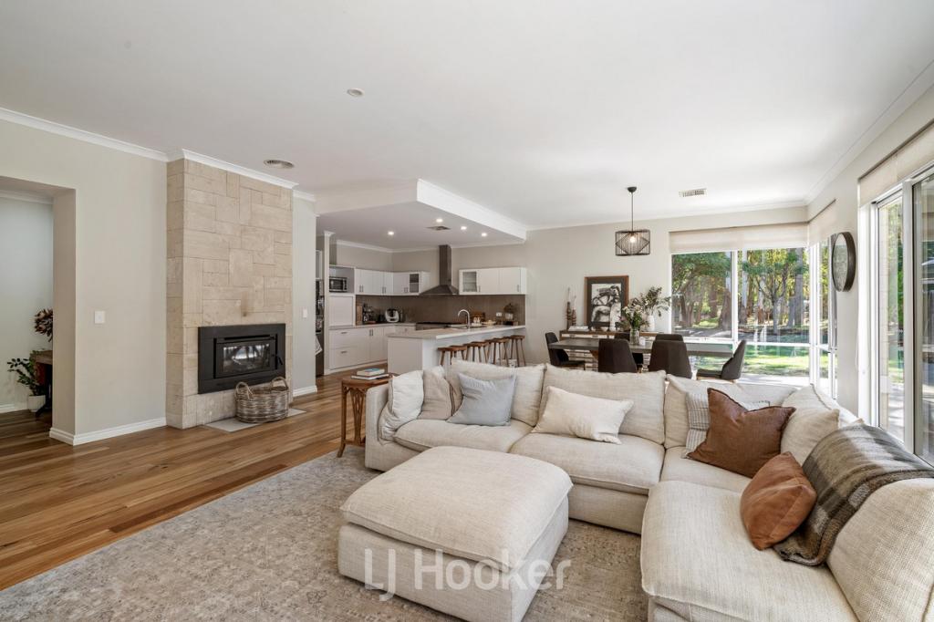 3 Samphire Pl, Dunsborough, WA 6281