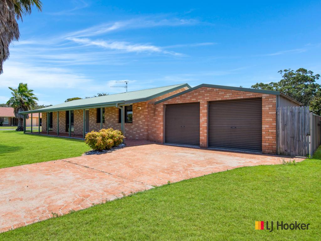 2 Eugenia Pl, Maloneys Beach, NSW 2536