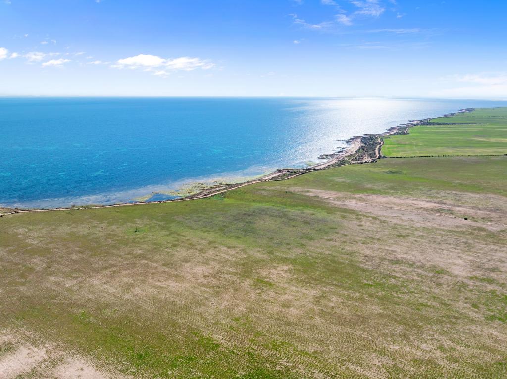 Sections/911, 20, 21, 22 & 74 Wallaroo, Wallaroo Plain, SA 5556