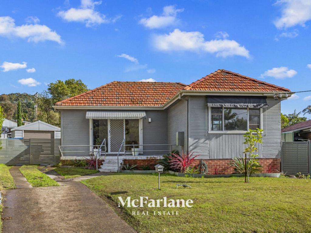 12 Ada St, Mount Hutton, NSW 2290