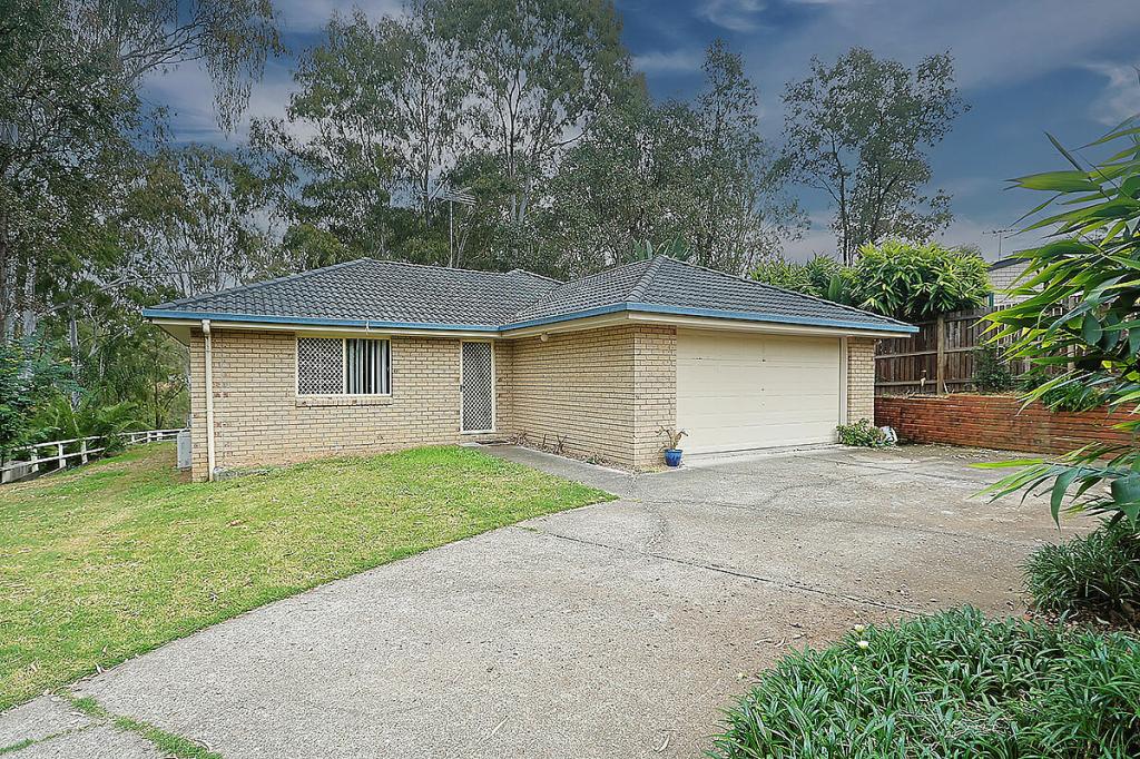 15 Greenway St, Churchill, QLD 4305