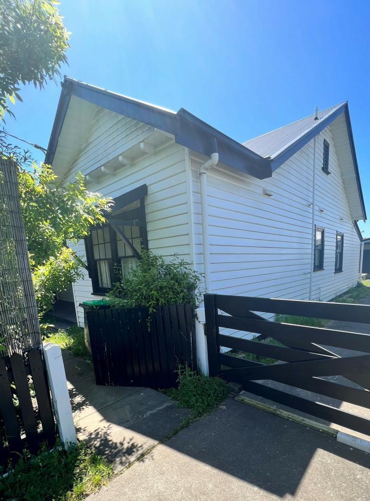 14 Latrobe Rd, Morwell, VIC 3840