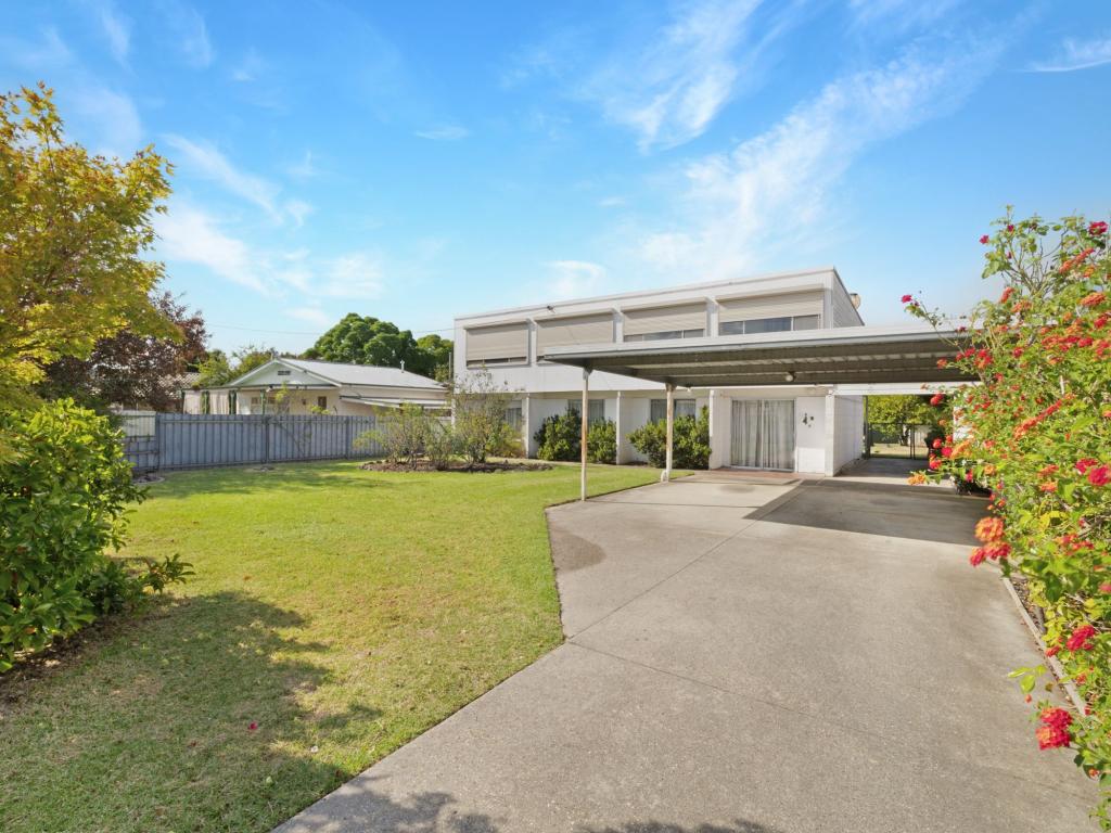 447 Douglas Rd, Lavington, NSW 2641