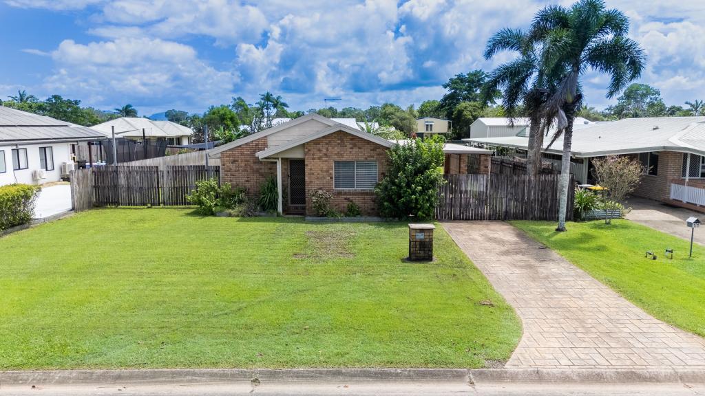 9 Carnation St, Proserpine, QLD 4800