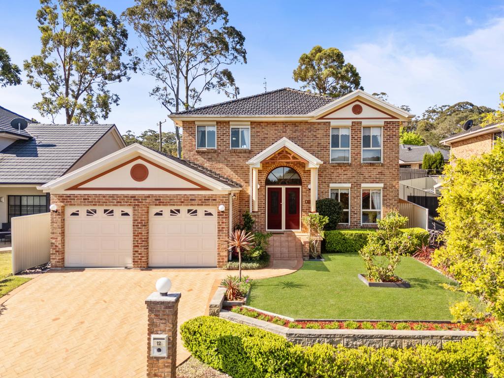 12 Robusta Cl, Erina, NSW 2250