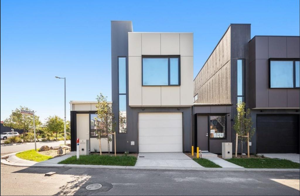 1 Evergreen Bvd, Keysborough, VIC 3173
